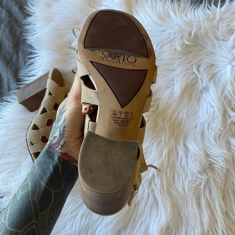 Franco Sarto/ Beige Suede Cage Connie Mules - Picture 6 of 7